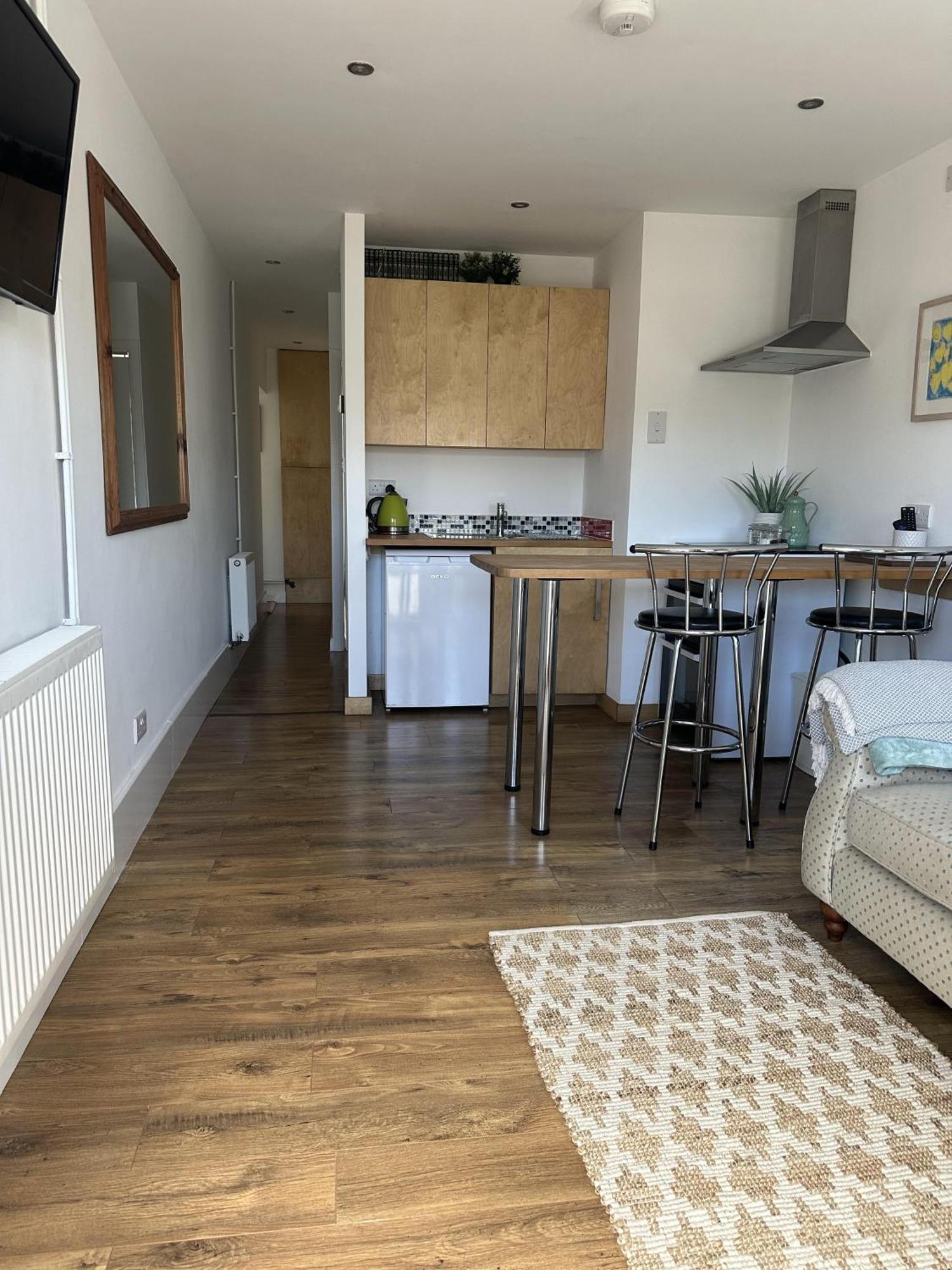 Cozy Coastal Lodge In Hayle Eksteriør billede