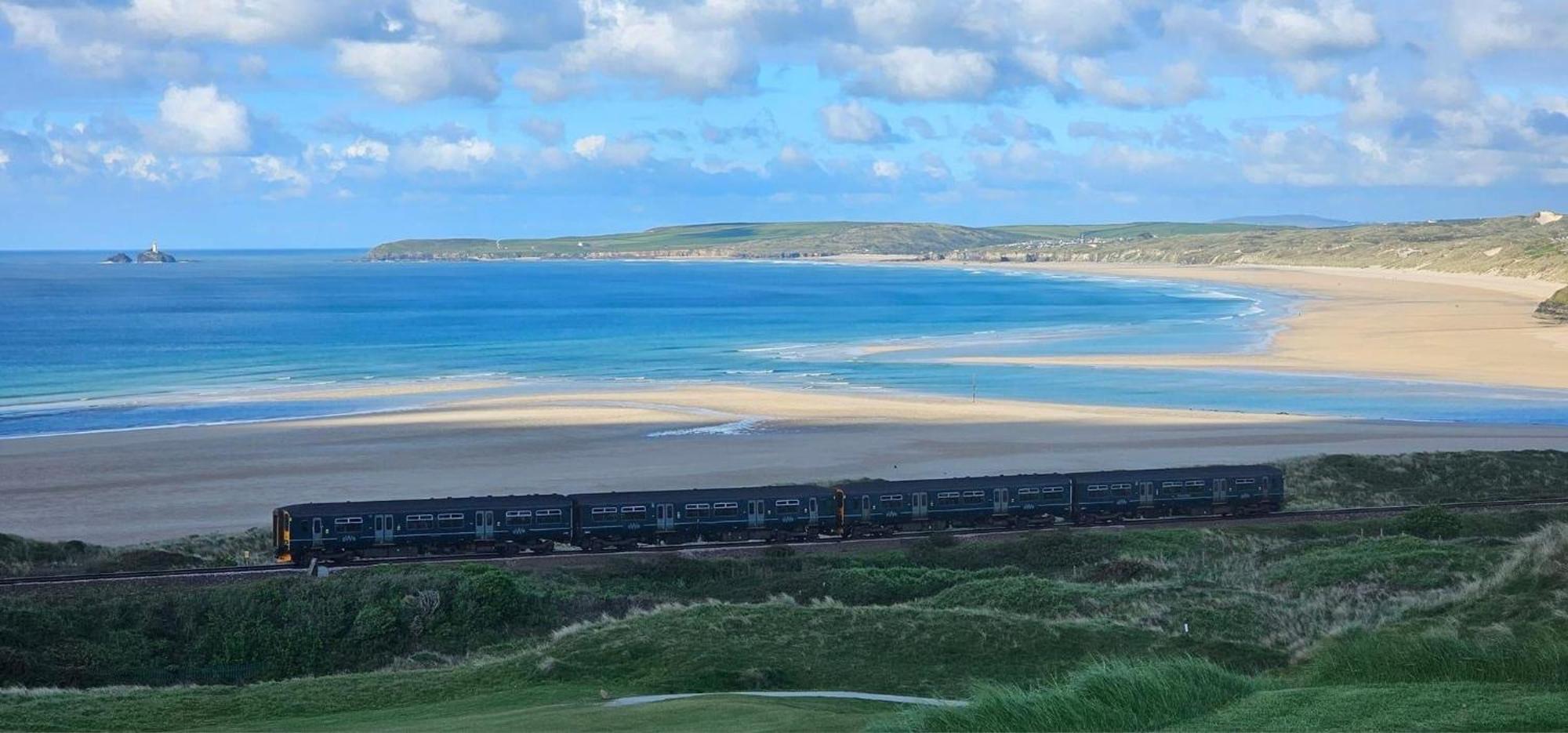 Cozy Coastal Lodge In Hayle Eksteriør billede