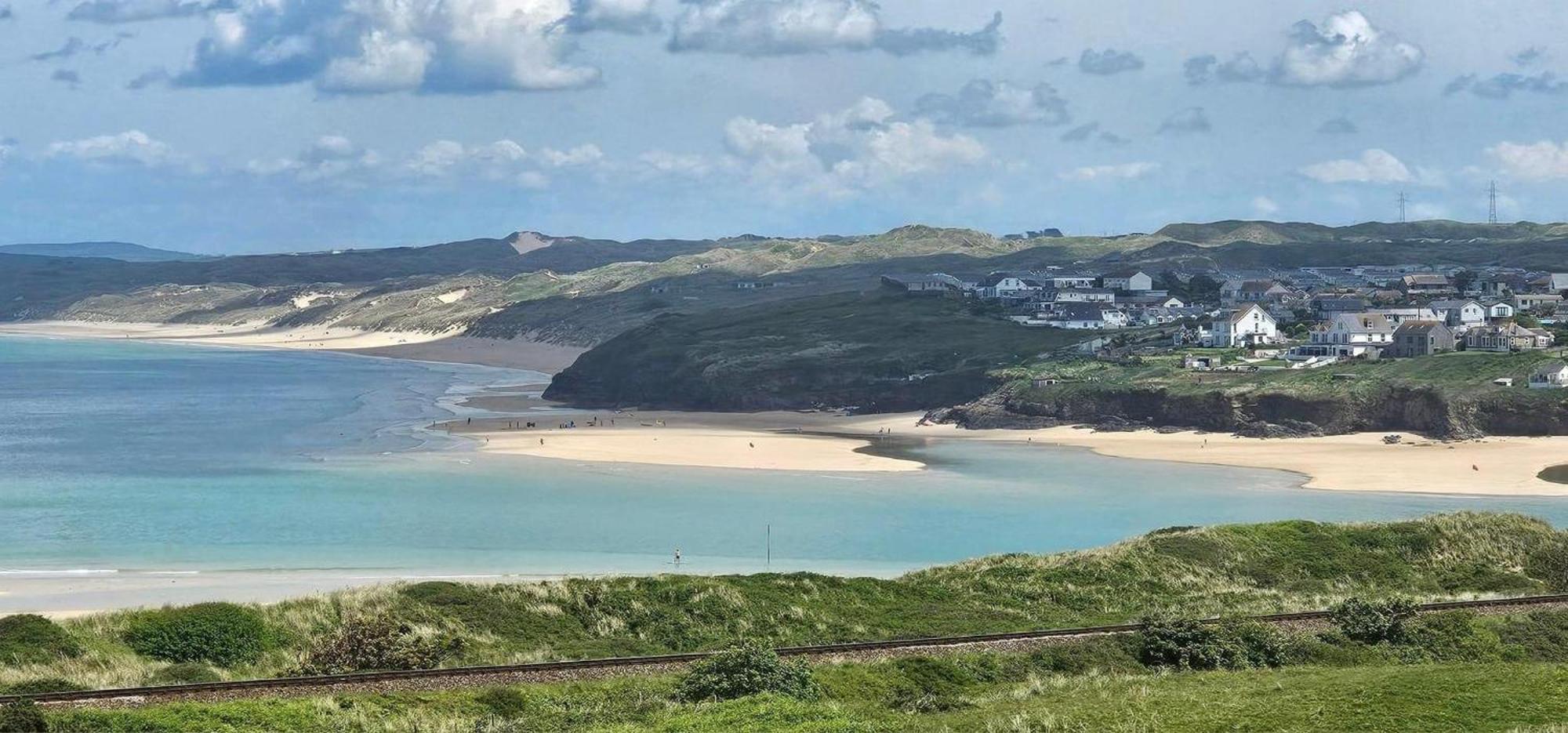 Cozy Coastal Lodge In Hayle Eksteriør billede